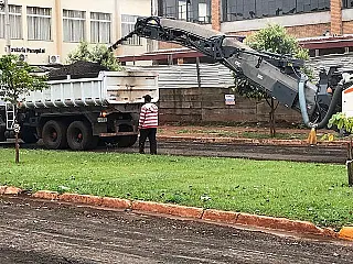 Governo inicia nova frente de recapeamento de avenidas em Dourados