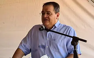 Prefeito é reprovado por 85% da população