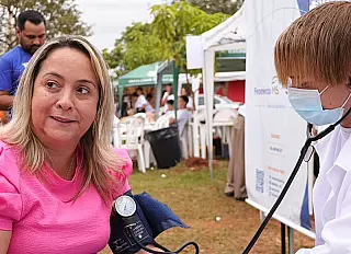 Lia Nogueira promove 'Ação do Bichão' em Dourados