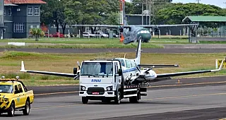 Avião que 'pousou de barriga' pertence a advogado do DF