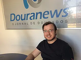 Douradense se especializa em restauração capilar e transplante de cabelo