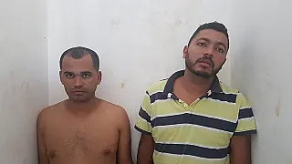 Dupla é presa após simular roubo de carro para fraudar seguro