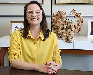 Procuradora da Câmara publica artigo em revista jurídica nacional