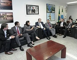 Dourados procura assegurar verbas para Aeroporto e Hospital no Orçamento de 2019