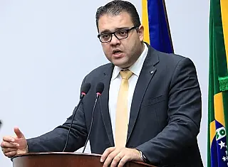 Programa que insere jovens no mercado de trabalho ganha apoio da Câmara