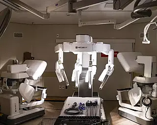 Cassems realiza primeira cirurgia torácica com robô