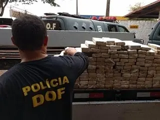 Apreensões de drogas nos últimos anos saltou de 136,2 toneladas em 2013 para 427,5 em 2017