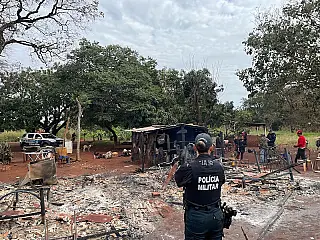Filho põe fogo na casa da mãe na Bororó