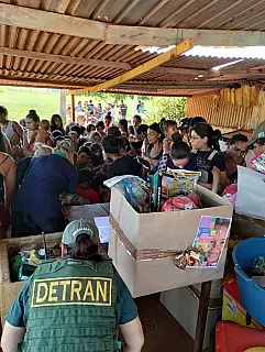Detran de Dourados distribui Magia do Natal com campanha