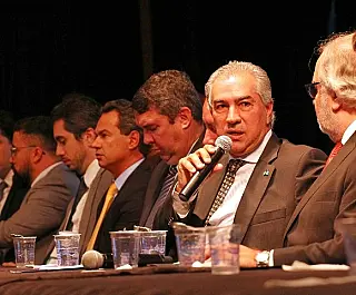 Reinaldo destaca avanços na reforma tributária e cobra compromisso com previdenciária