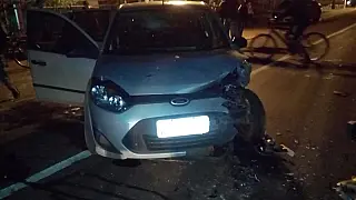 Acidente entre dois carros fere seis pessoas; criança de 3 anos está em estado grave