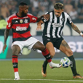 Flamengo e Botafogo medem forças no Maracanã