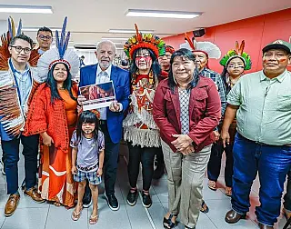 Lula recebe lideranças indígenas de Douradina