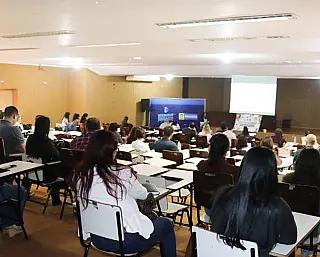 Seminário orienta servidores da Saúde