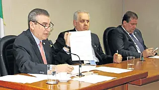 Imóveis em troca de dinheiro bloqueado é admitido pela CPI da JBS