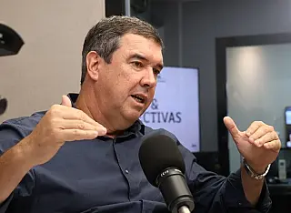 Riedel fecha primeiro ano com 81% de aprovação