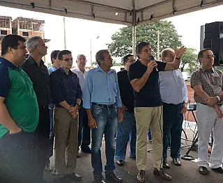 Murilo diz que homenagear amigo é momento especial do mandato