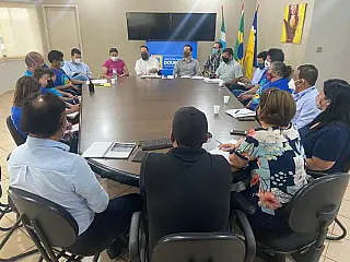 Prefeitura reabre negociação