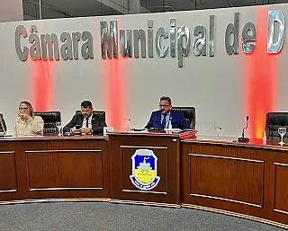 Vereadores e candidatos já fazem contas de vagas
