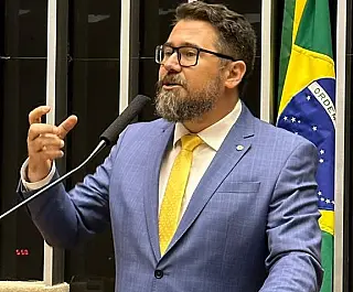 Pollon pede policial nas escolas e debate sobre maioridade penal 