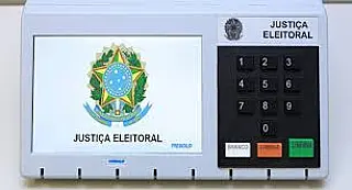 Simulador ajuda eleitores a se familiarizarem com a urna eletrônica