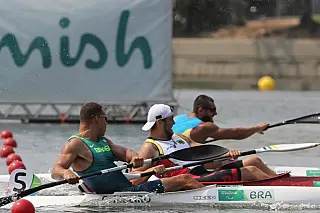 Brasileiro conquista bronze na canoagem