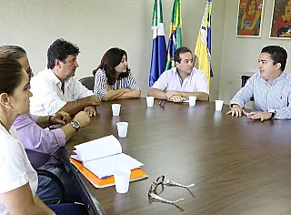 Mandetta define agenda de trabalho com Délia em Dourados