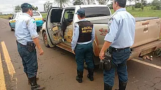 Policiais rodoviários apreendem 1,4 tonelada de maconha após perseguição