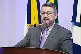 Fabio Luis cobra mapeamento do acolhimento a crianças autistas na educação de Dourados