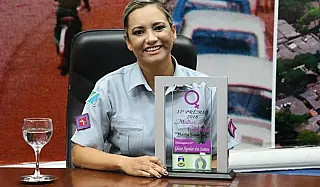 Aluna do CFS de Dourados recebe o prêmio “Marta Guarani”