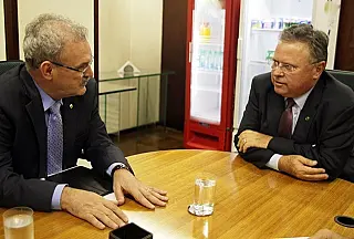 Geraldo obtém de Blairo garantia de apoio à feira livre
