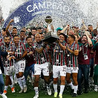 Fluminense conquista título da Recopa Sul-Americana sobre a LDU