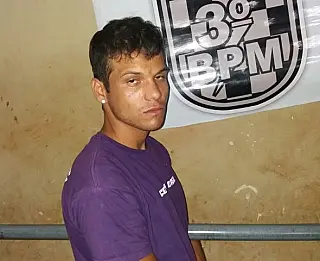 Plantão da PM prende foragido da Justiça na madrugada