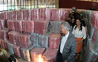 Governo distribui 80 mil cobertores para todos os municípios do Estado