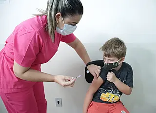 Vacinação começa hoje