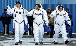 Astronauta japonês volta atrás e pede desculpas após dizer ter crescido 9 cm no espaço