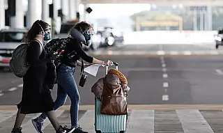 Não vacinados que chegarem ao Brasil terão que cumprir quarentena