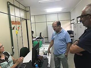 Barbosinha pede reforma urgente na agência do Detran de Dourados
