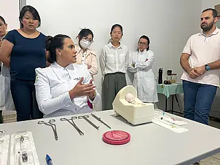 Oficina capacita médicos e enfermeiros em saúde reprodutiva e métodos contraceptivos
