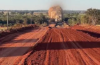 Vídeos mostram detonação de rochas na obra de pavimentação da MS-347
