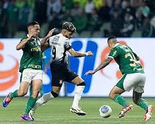 Corinthians vence clássico com o Palmeiras e se afasta do Z4