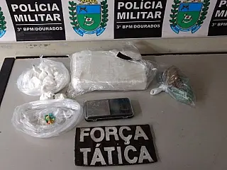 PM prende dupla e acaba encontrando cocaína, ecstasy e maconha