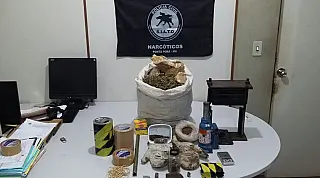 Polícia recebe denúncia anônima e encontra laboratório de droga