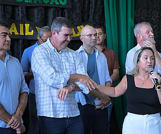 Lia acompanha entrega de R$ 14,7 milhões em investimentos