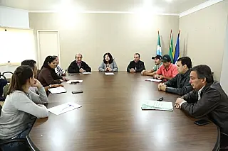 Délia anuncia R$ 3 milhões para asfalto e drenagem no Jequitibás