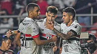 São Paulo supera Fluminense em jogo movimentado no Morumbi