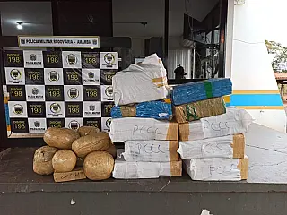 Motorista foge após perseguição e abandona caminhonete com 522 kg de maconha em MS