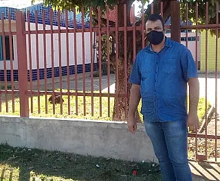 Carlito do Gás cobra agilidade da Prefeitura para equipar Ceim do Parque I