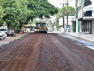 Governo do Estado reitera compromisso e avança com obras de recapeamento em Dourados