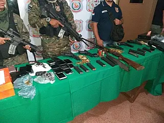 Suspeitos da morte de Leo Veras são presos com grande arsenal de armas